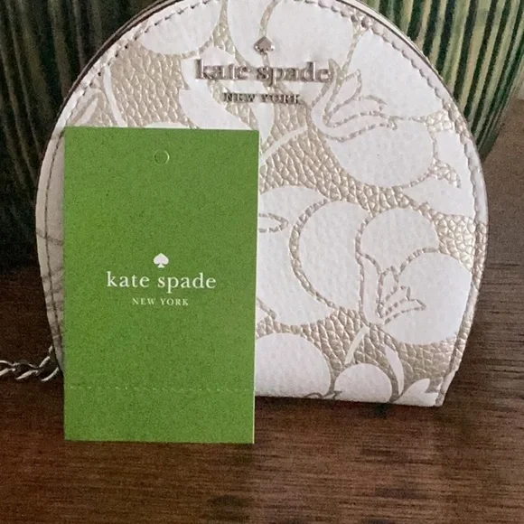 Kate Spade Larchmont Avenue Breezy Floral Wallet with Attached Key Chain - Picture 5 of 7